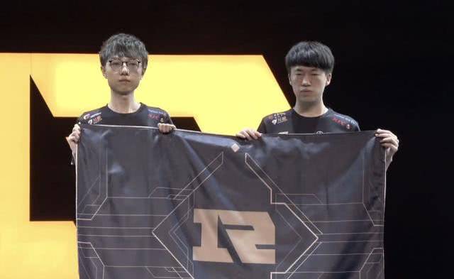 行侠的进攻 行侠的进攻