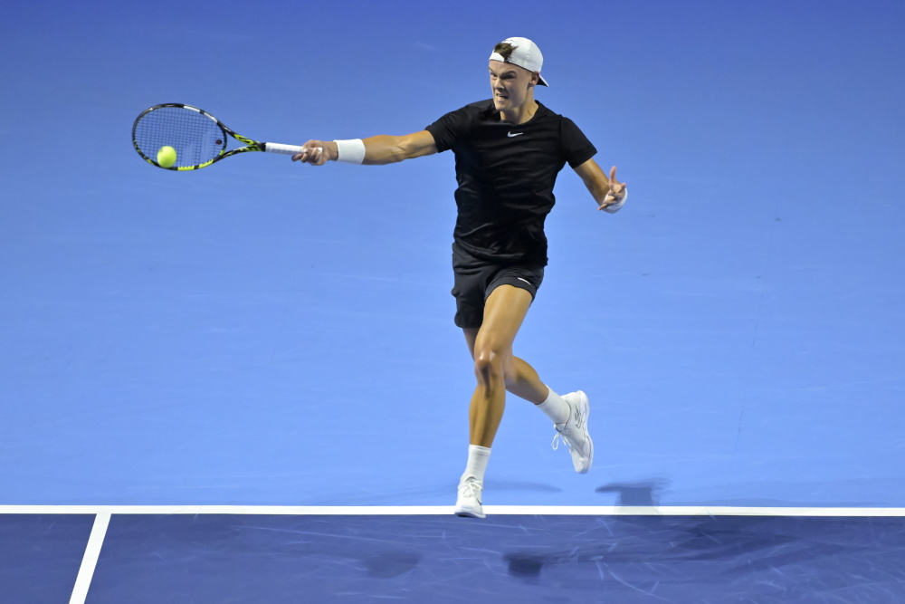 赛的赛场上 赛的赛场上