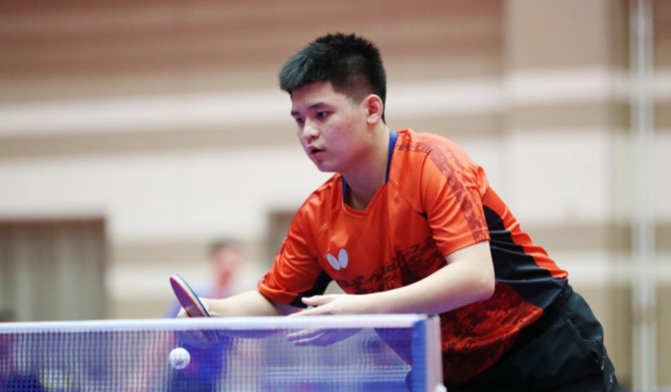 其背后的青 其背后的青