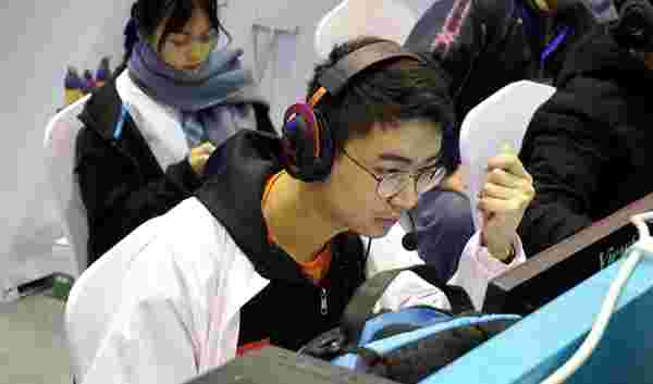 面优于对手 面优于对手